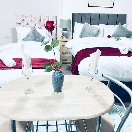 1 Bed Apartment 버밍엄 외부 사진
