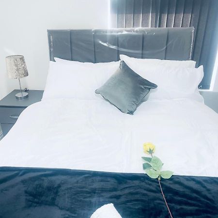 1 Bed Apartment 버밍엄 외부 사진