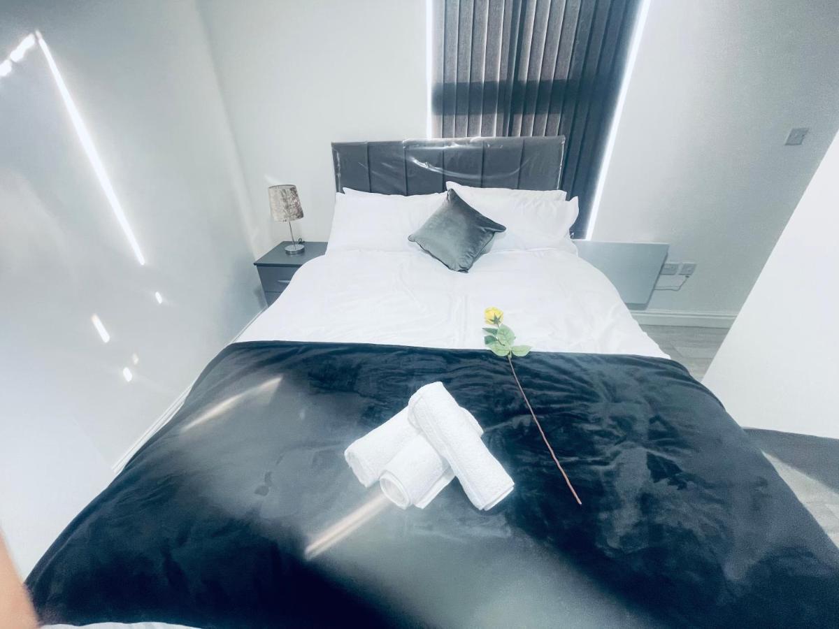 1 Bed Apartment 버밍엄 외부 사진