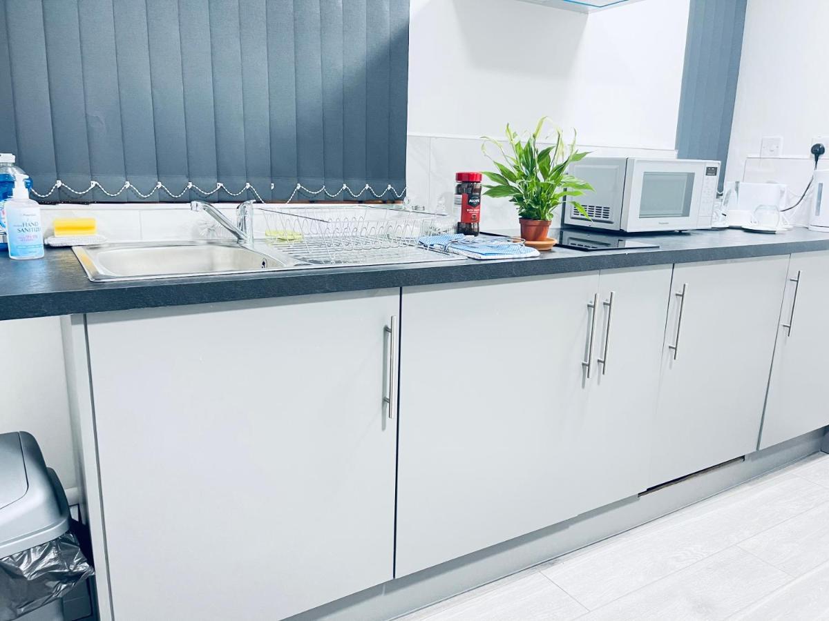 1 Bed Apartment 버밍엄 외부 사진