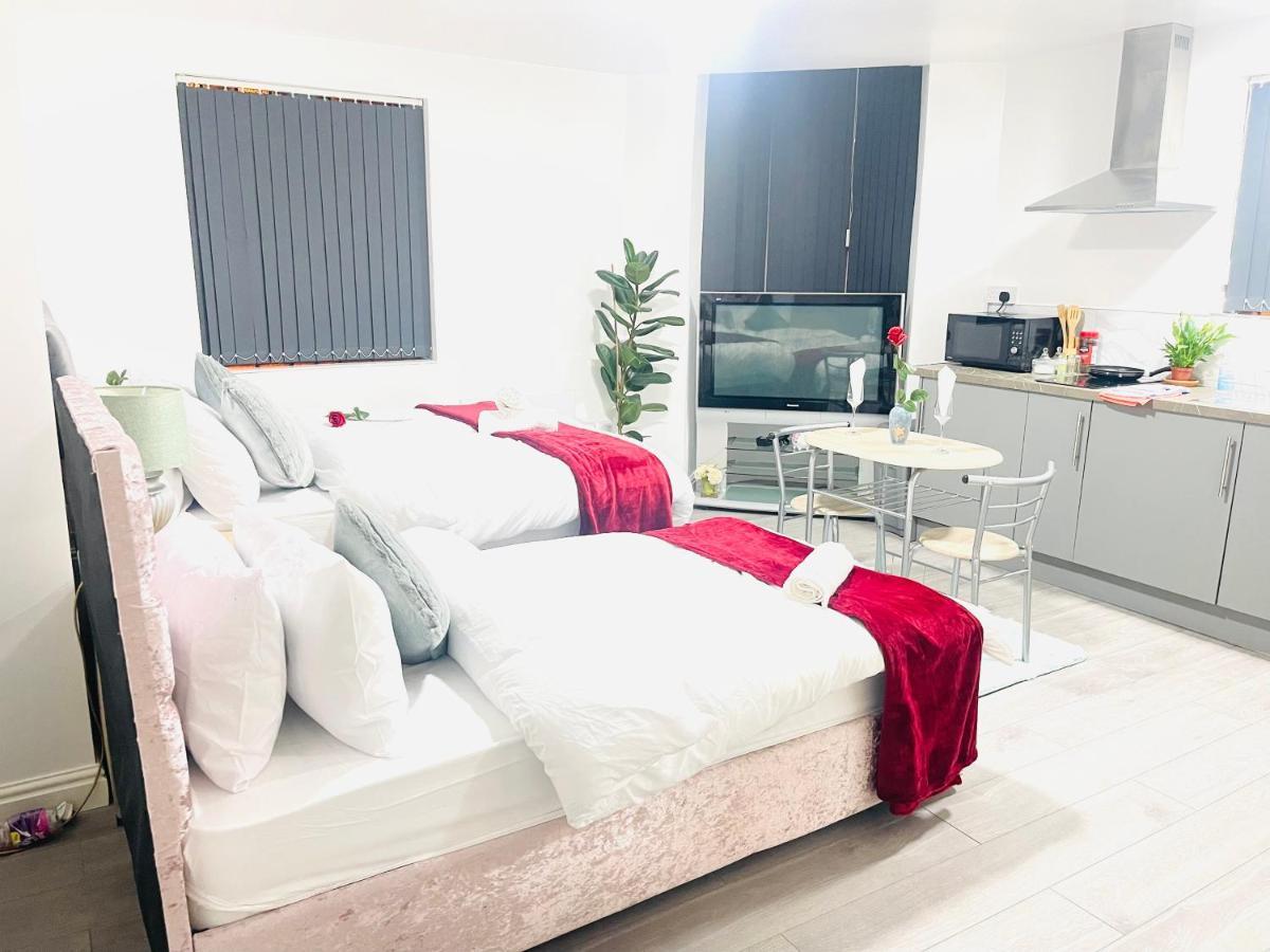 1 Bed Apartment 버밍엄 외부 사진