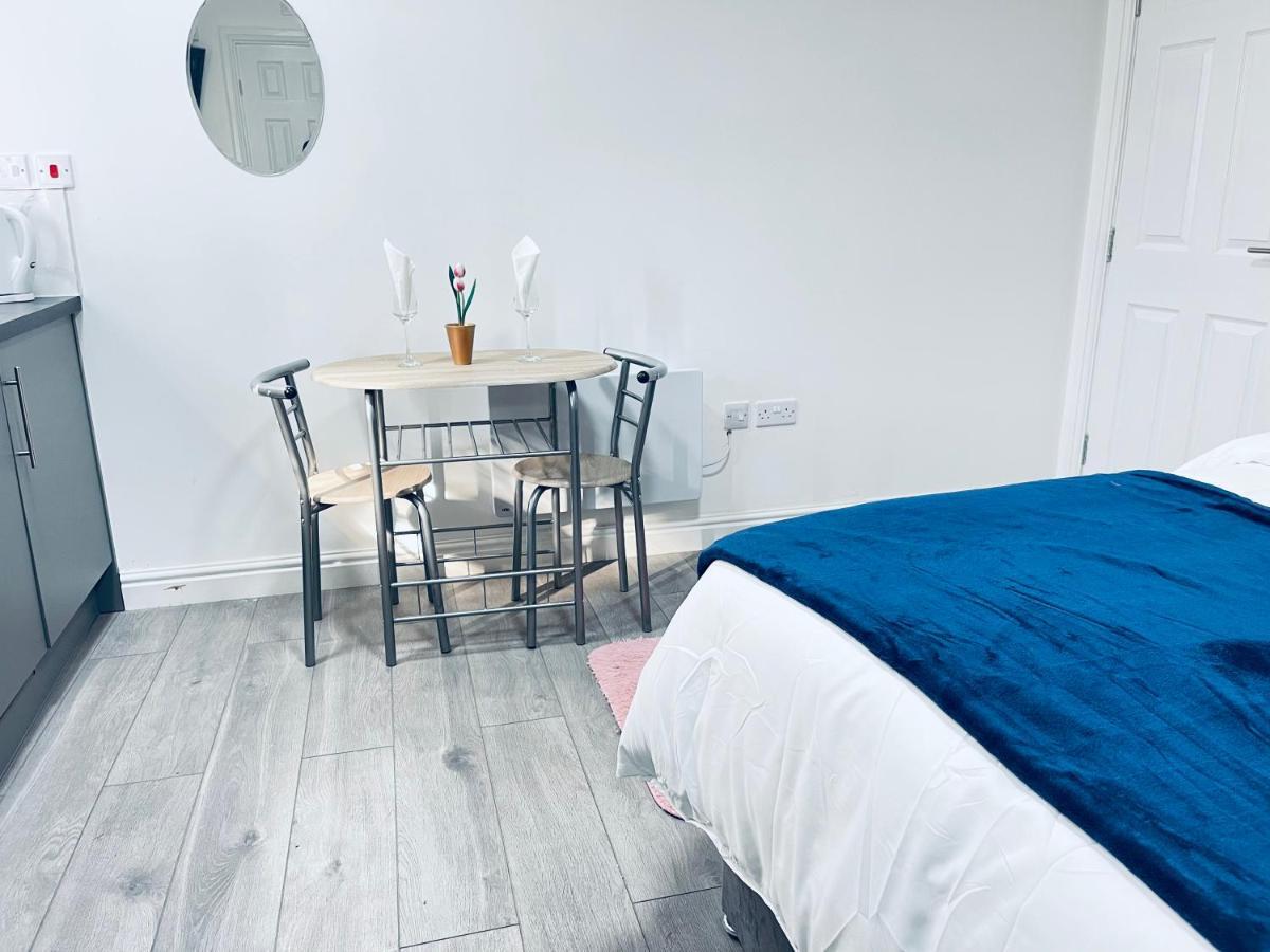 1 Bed Apartment 버밍엄 외부 사진