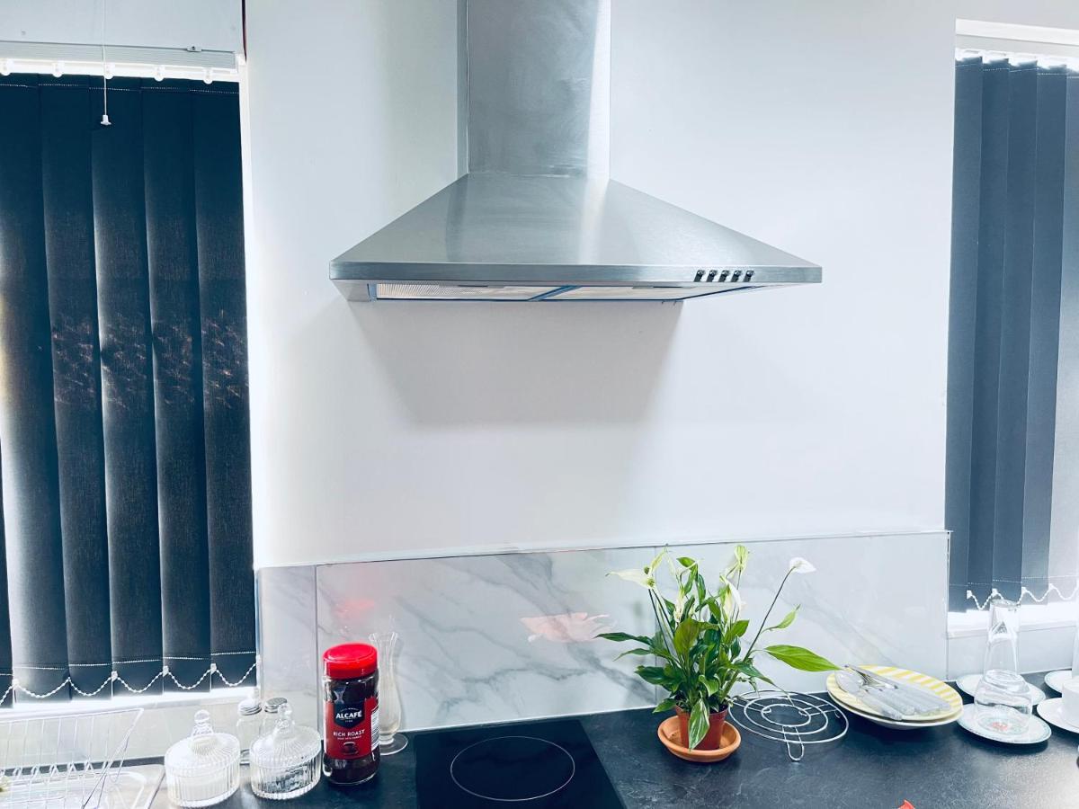1 Bed Apartment 버밍엄 외부 사진